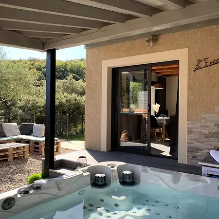 L'escapade - D'hotes De Charme Avec Et Piscine En Cevennes * Laval-Pradel